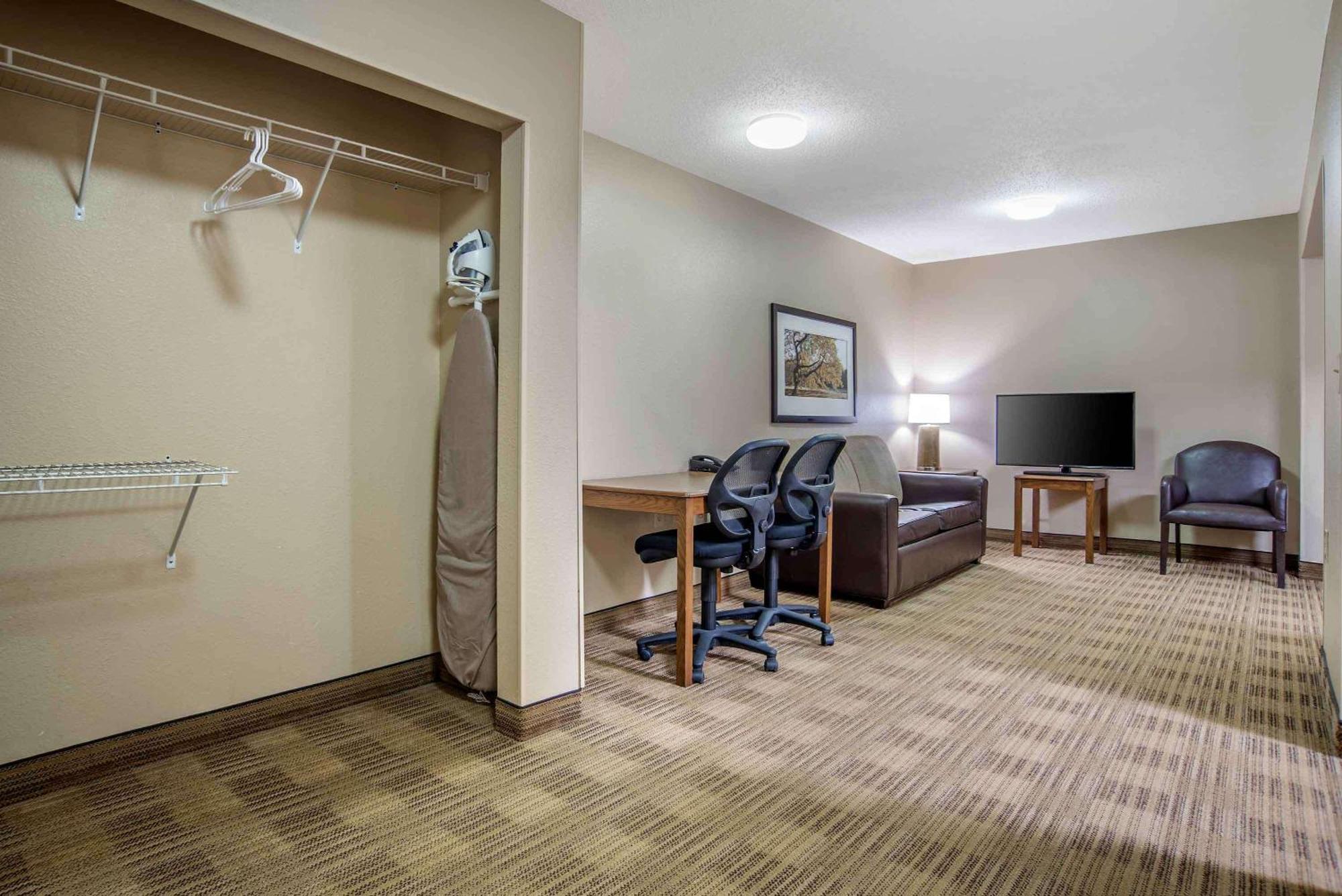 Suburban Studios Montgomery East I-85 Экстерьер фото
