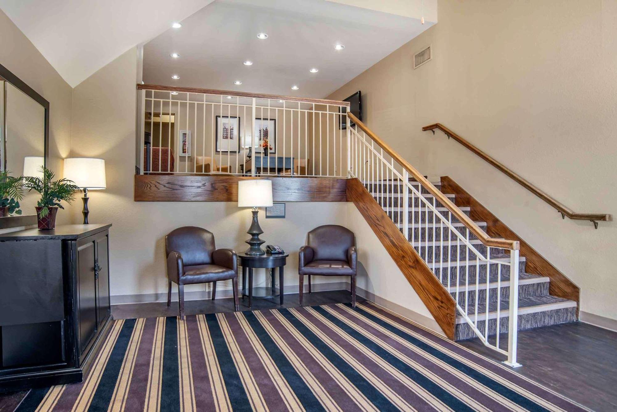 Suburban Studios Montgomery East I-85 Экстерьер фото